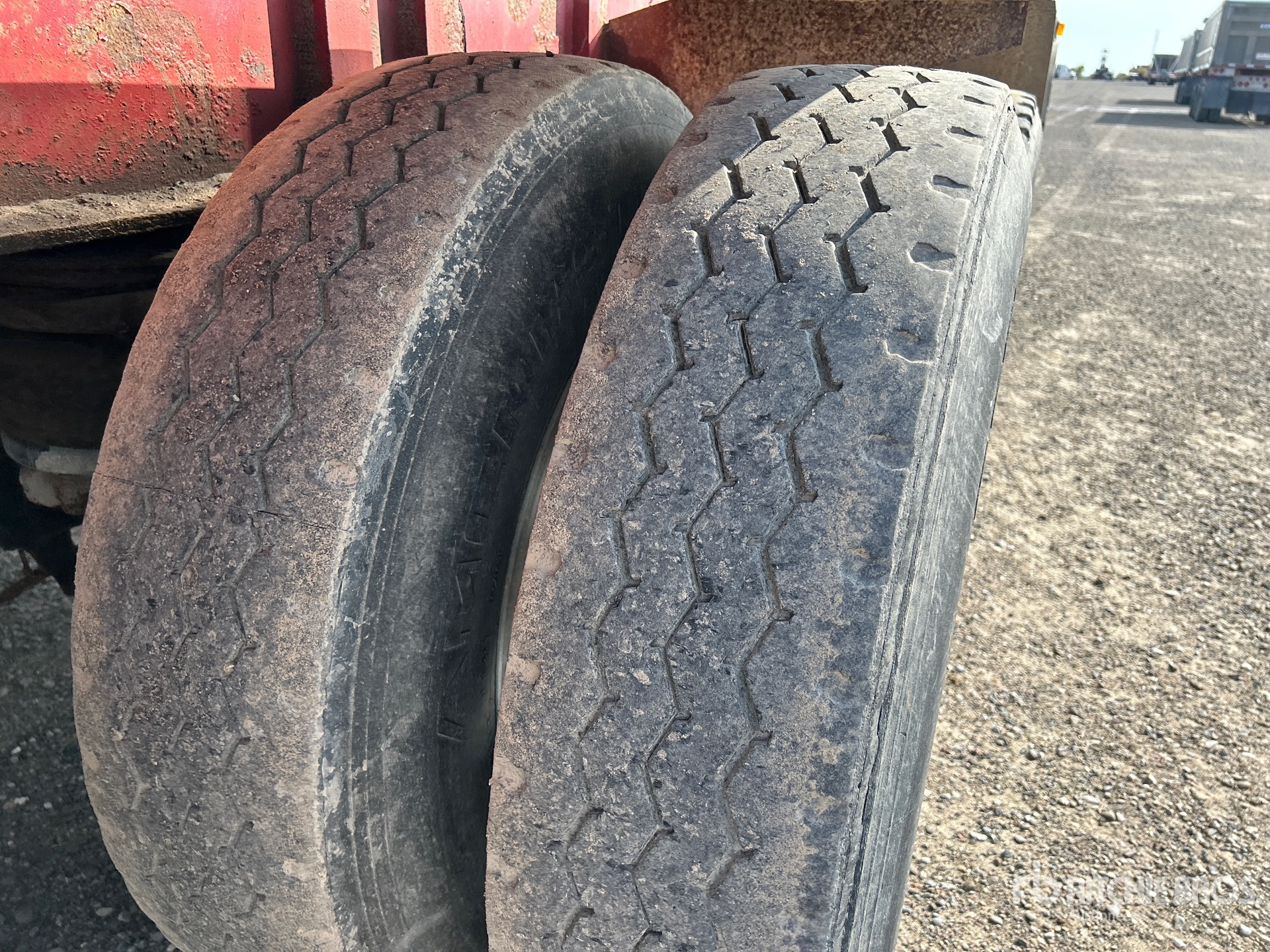 2000 Raglan 48 FT 5/AXLE