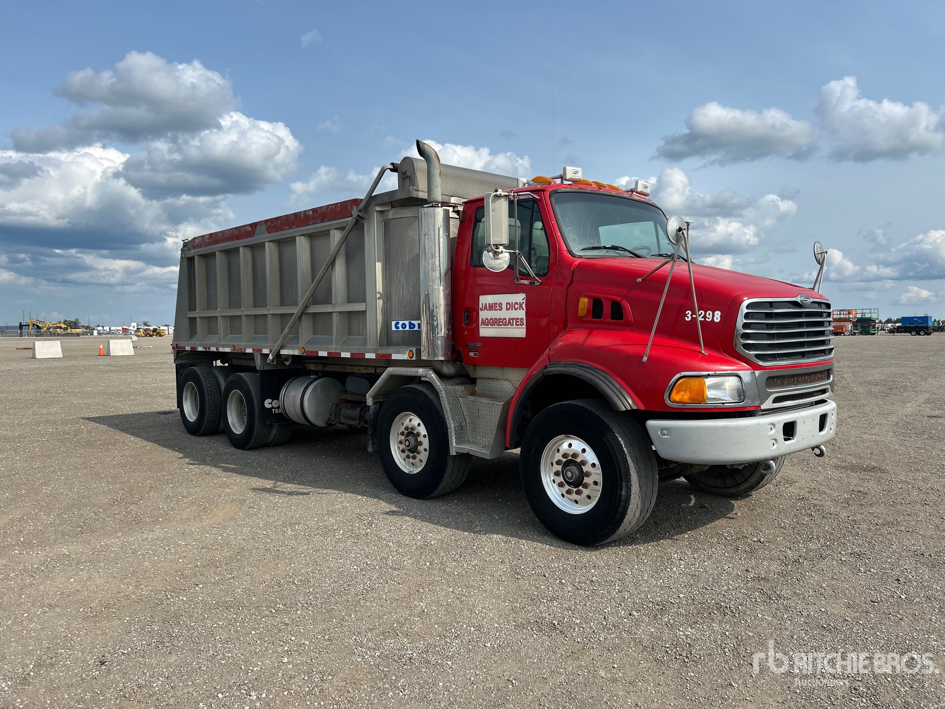 2005 Sterling L9500