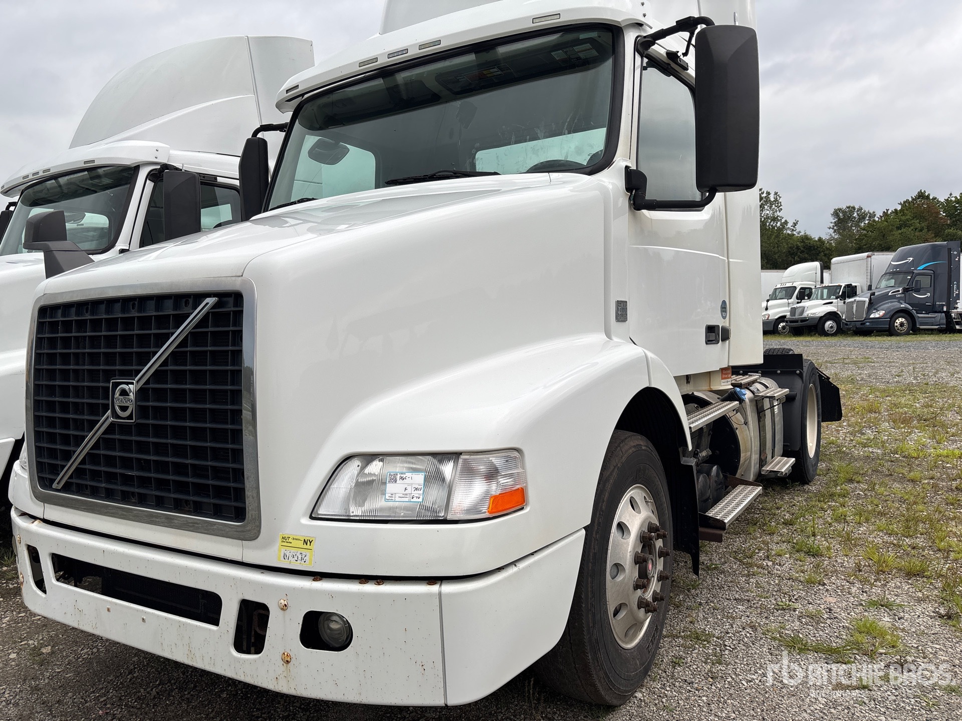 2016 Volvo VNM