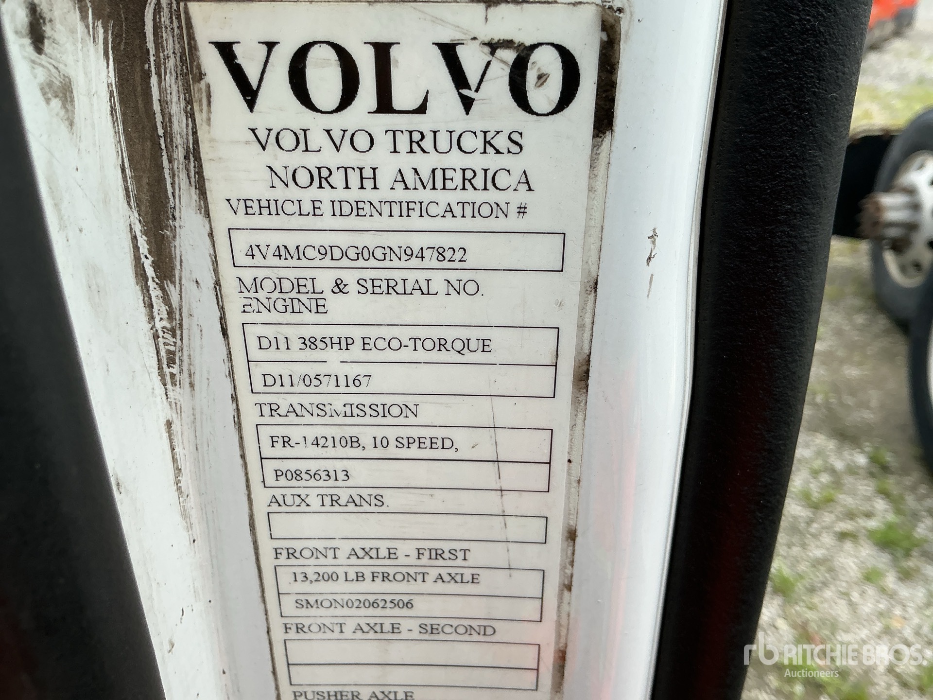 2016 Volvo VNM