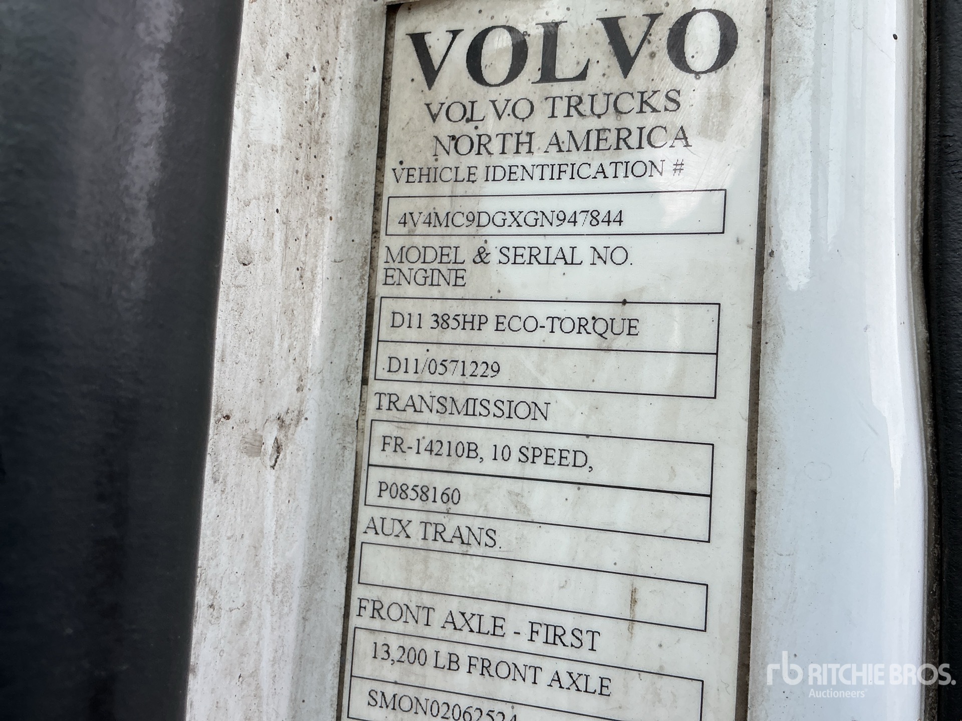 2016 Volvo VNM