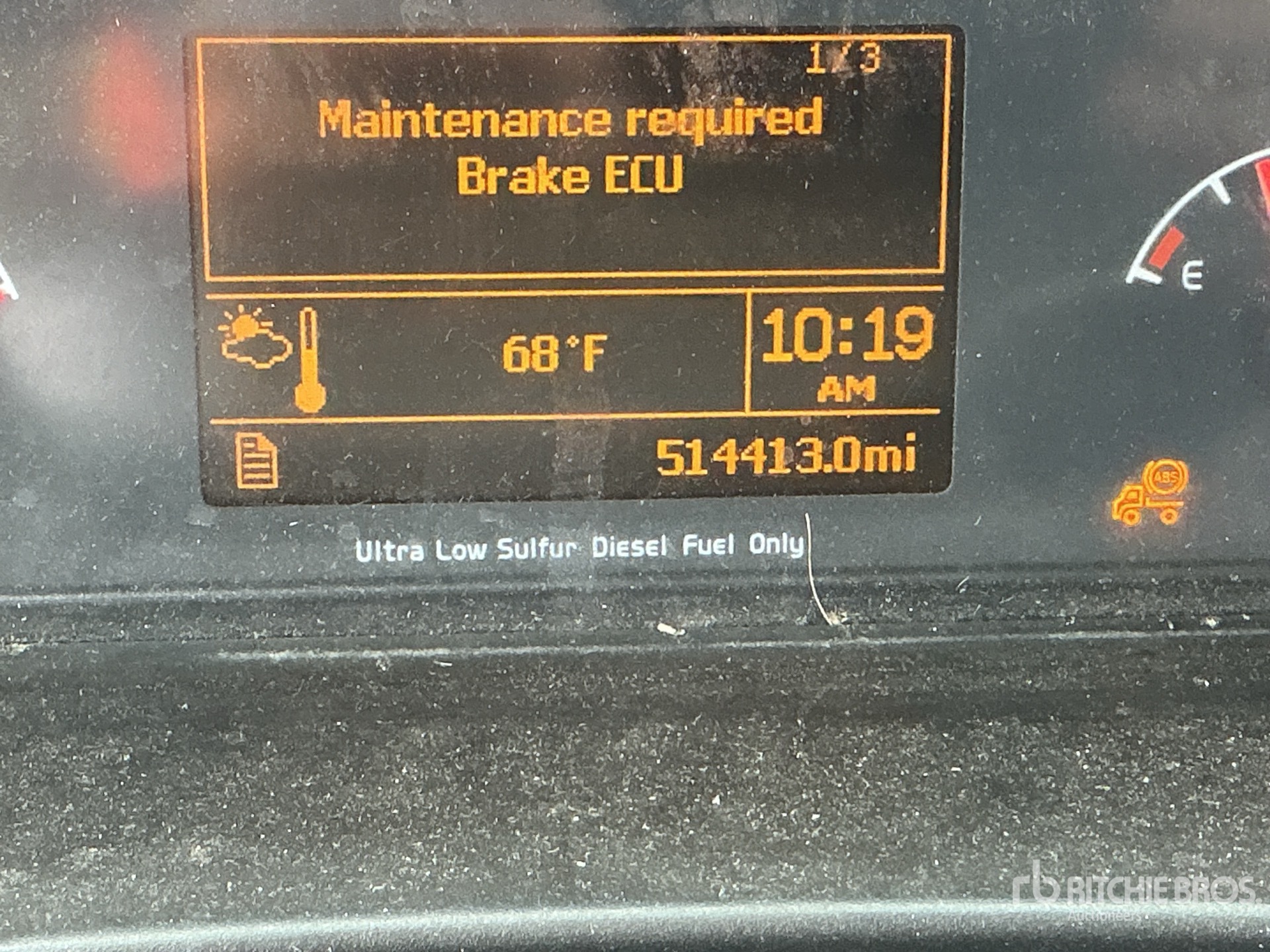2016 Volvo VNM