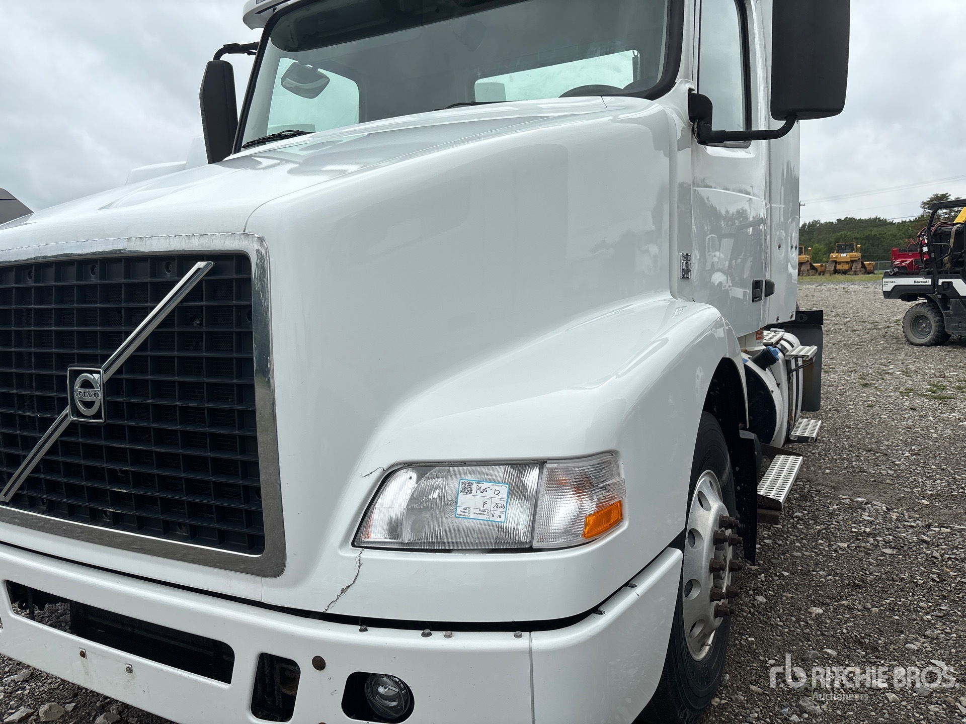 2016 Volvo VNM