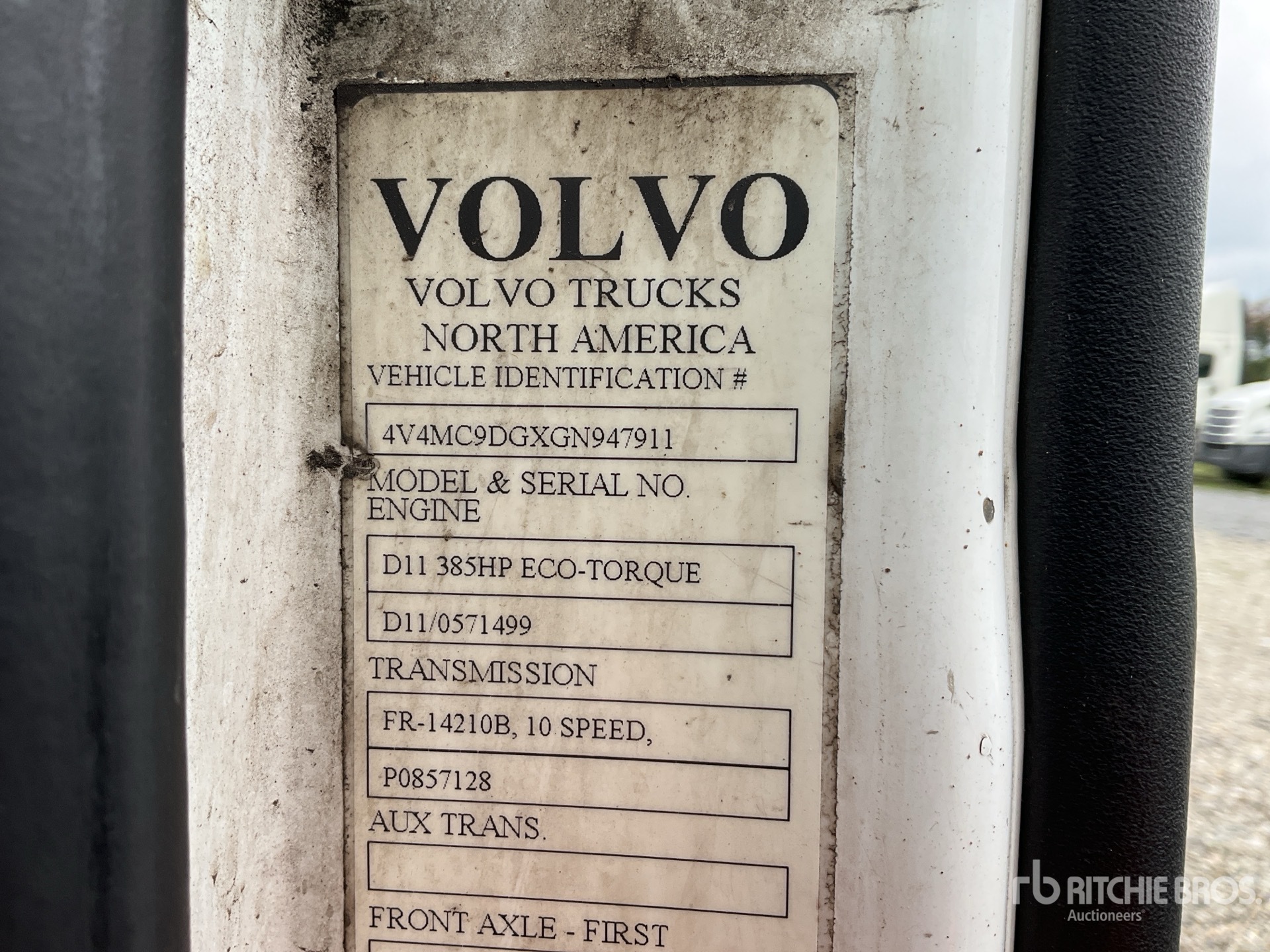 2016 Volvo VNM