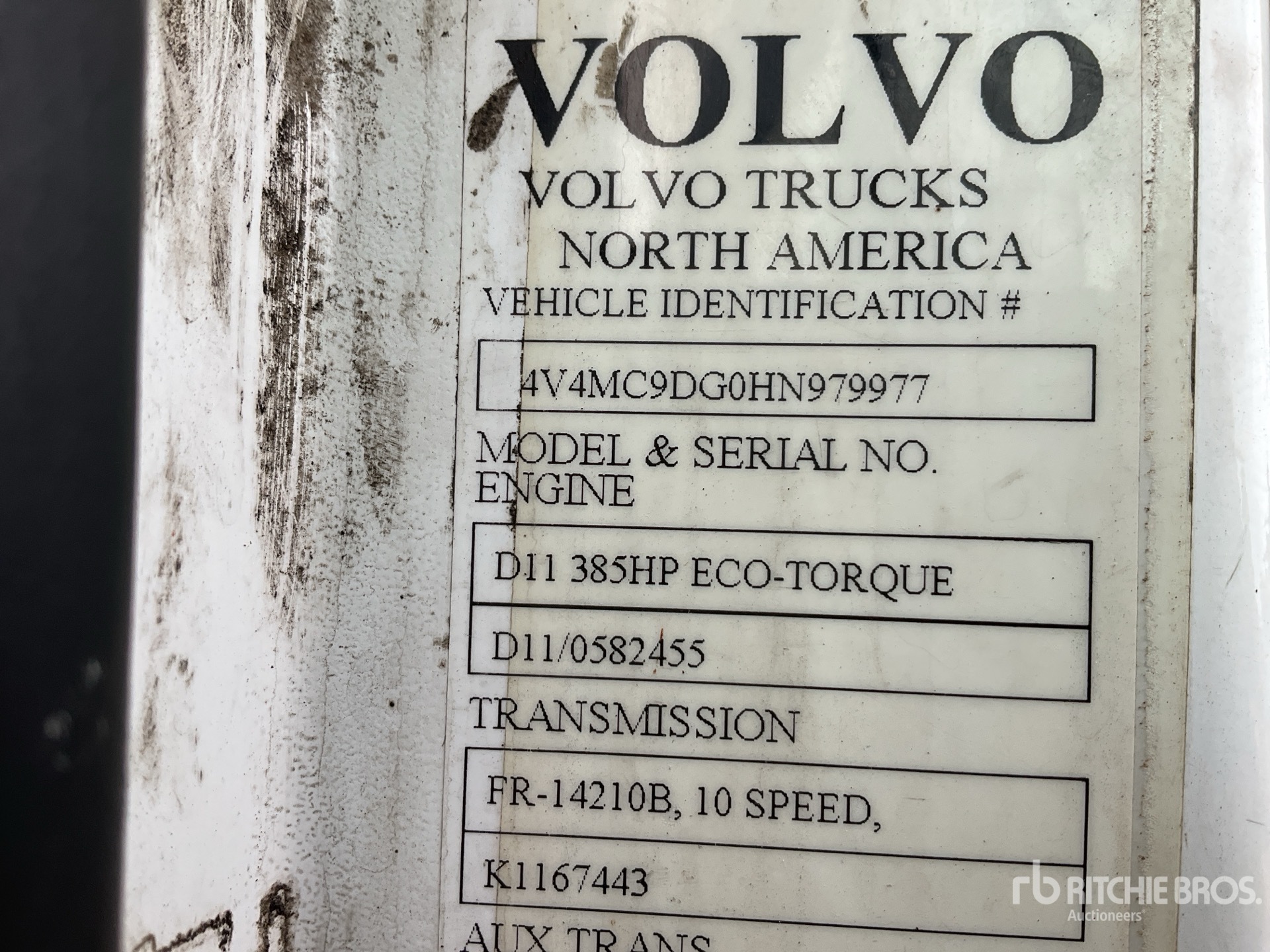2017 Volvo VNM