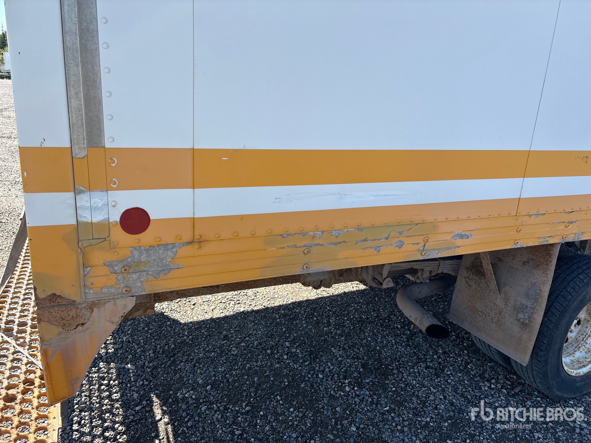 2004 Ford E-450