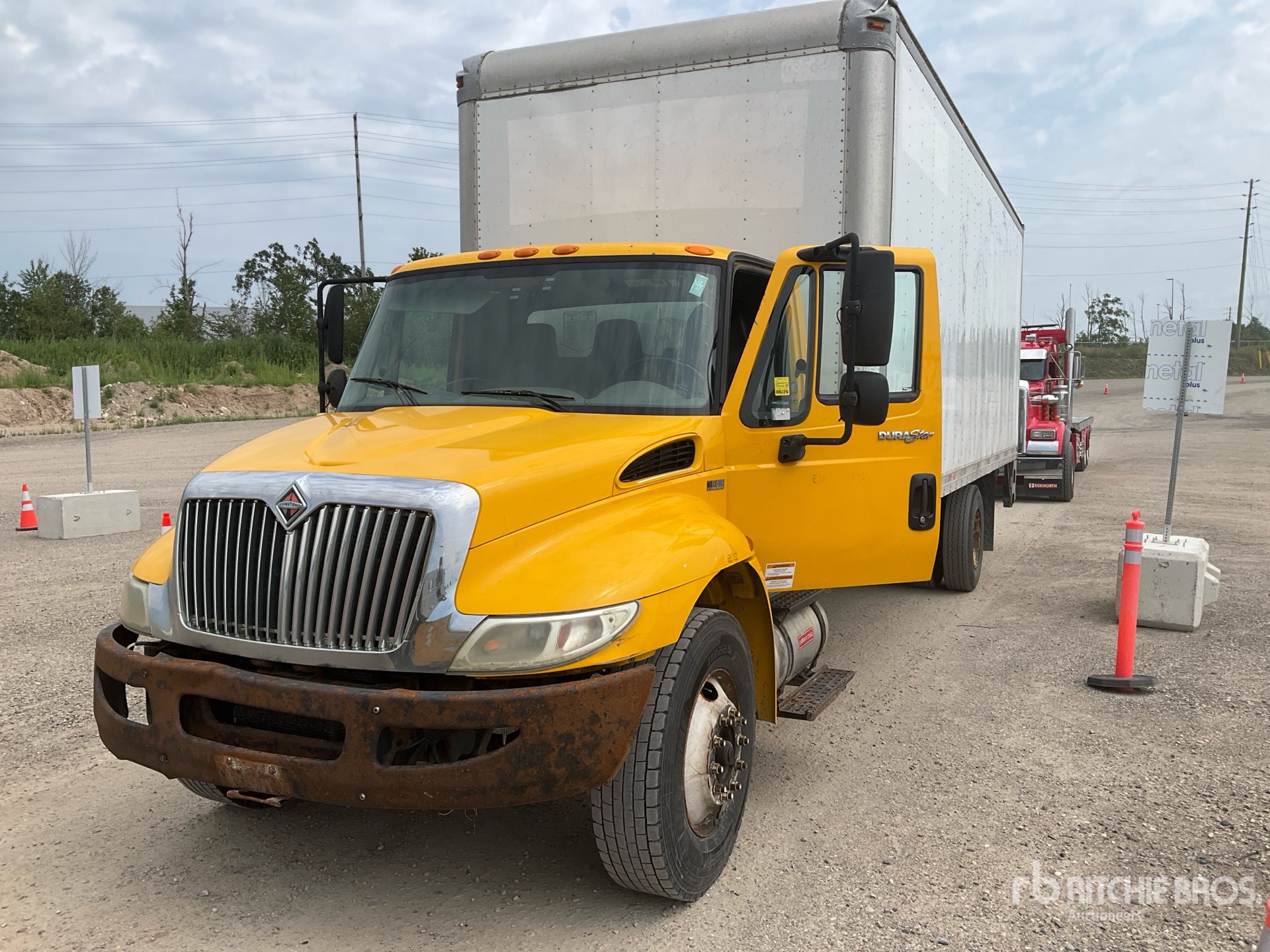 2013 International DuraStar 4300