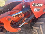 Hydraulics with Bar Lift Cylinders