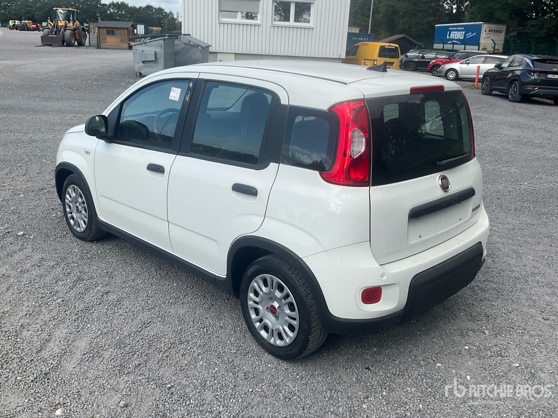 General Appearance with Picture, Left Rear Corner