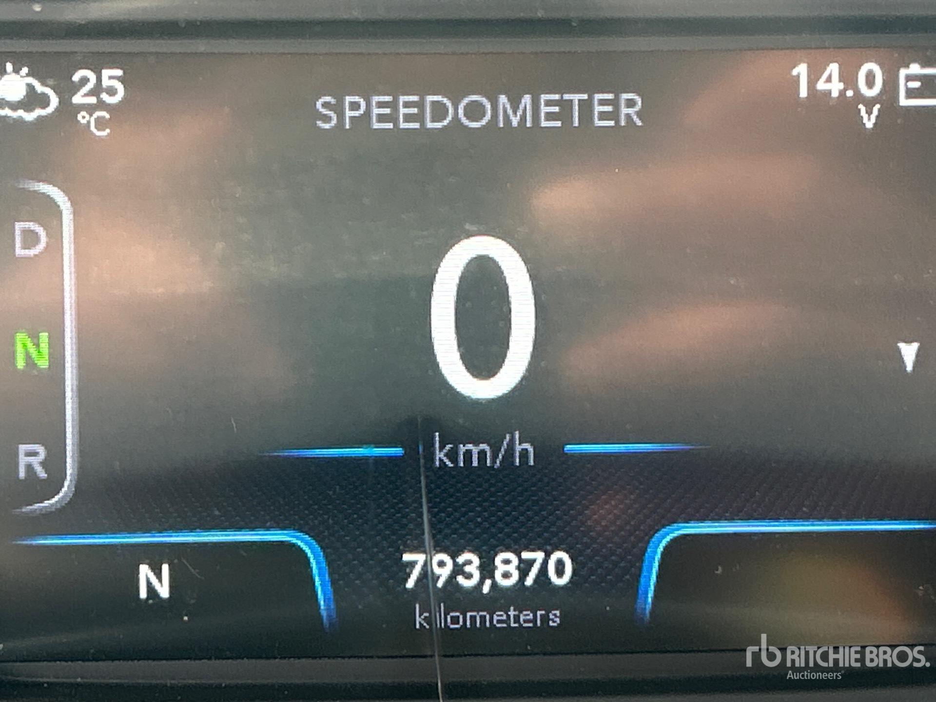 2019 International LT625