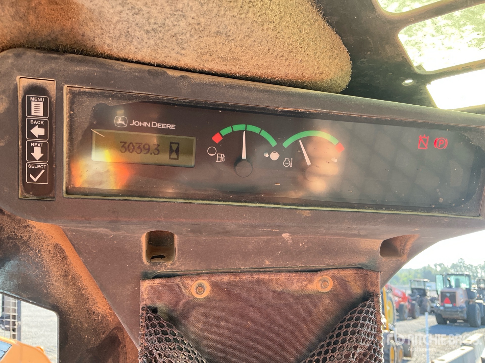 2022 John Deere 324G