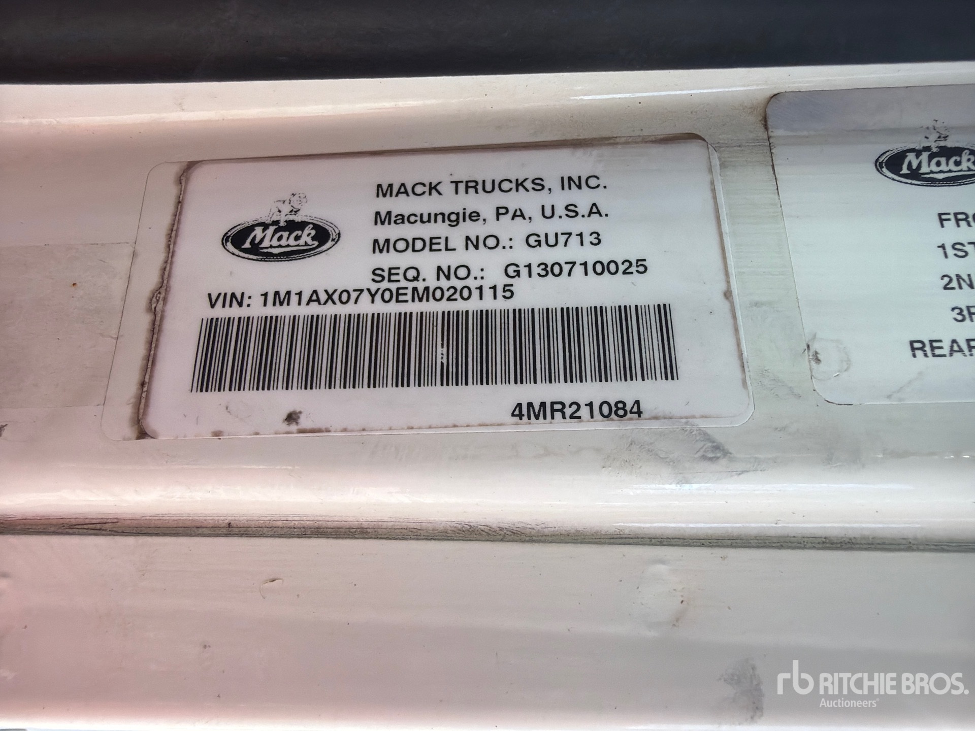 2014 Mack GU713