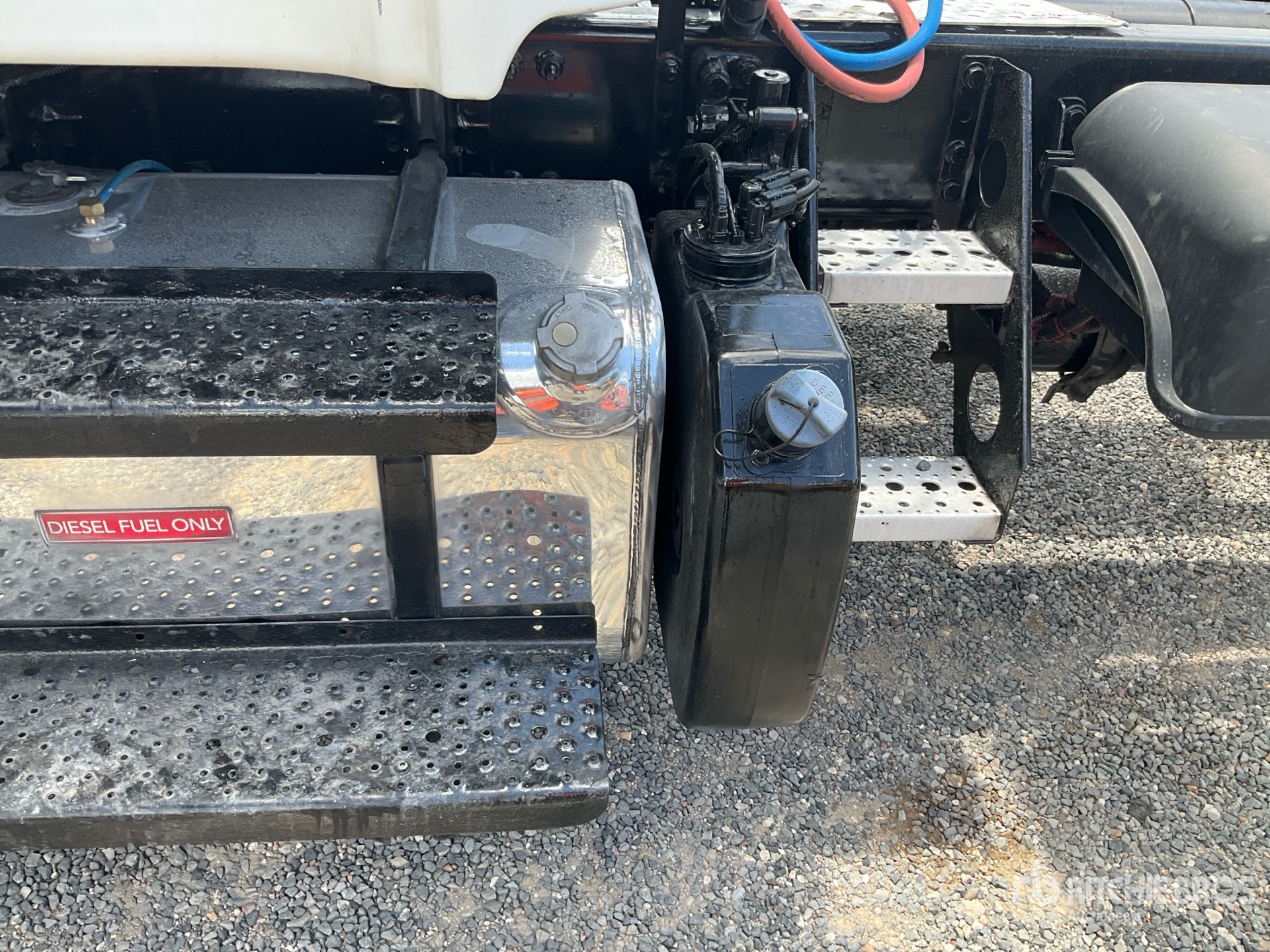 2014 Freightliner M2