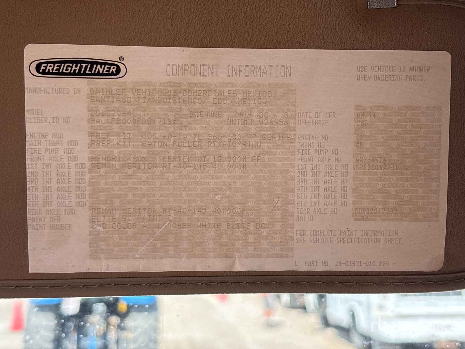 2015 Freightliner CORONADO 132