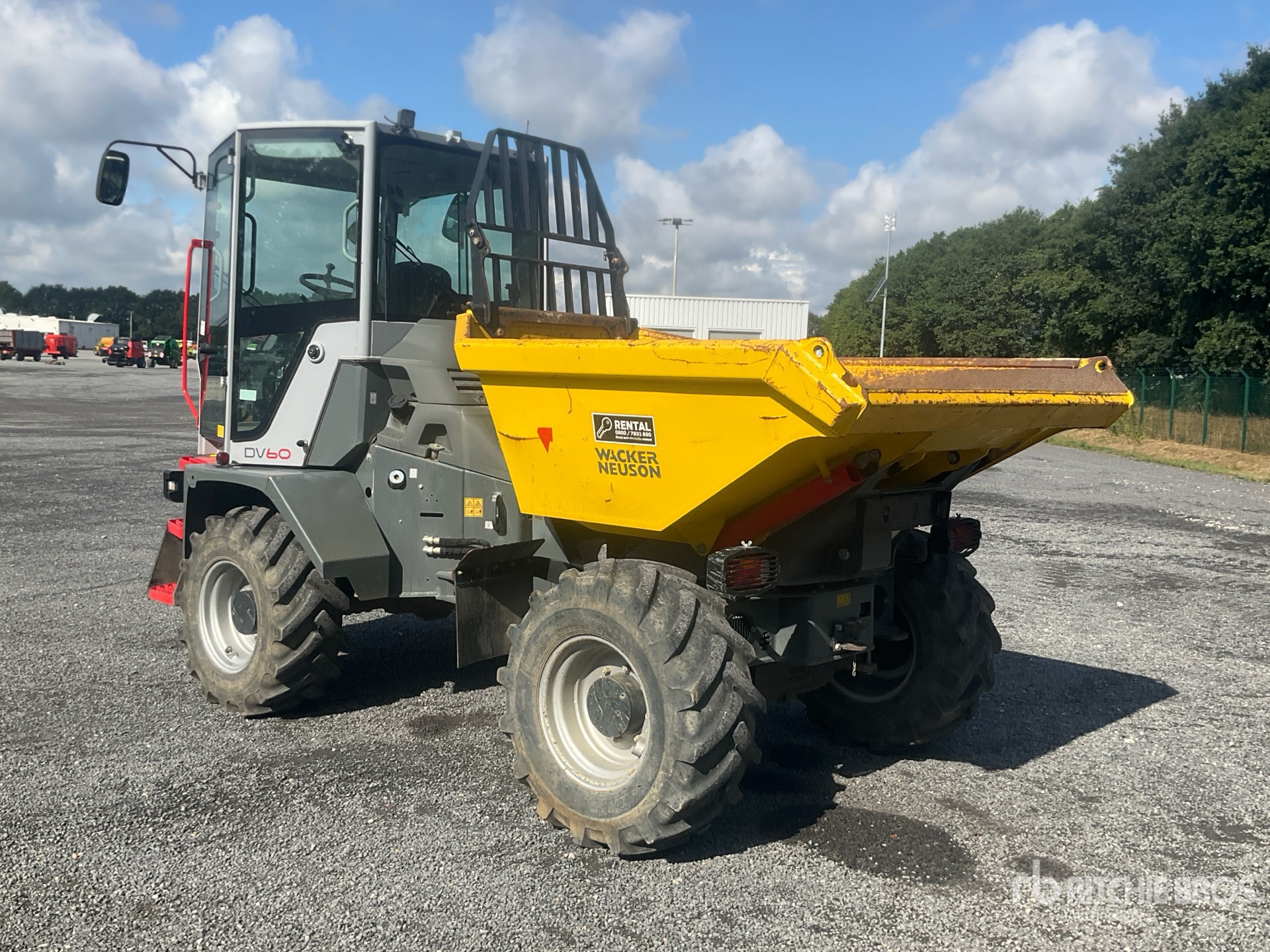 General Appearance with Picture, Left Rear Corner