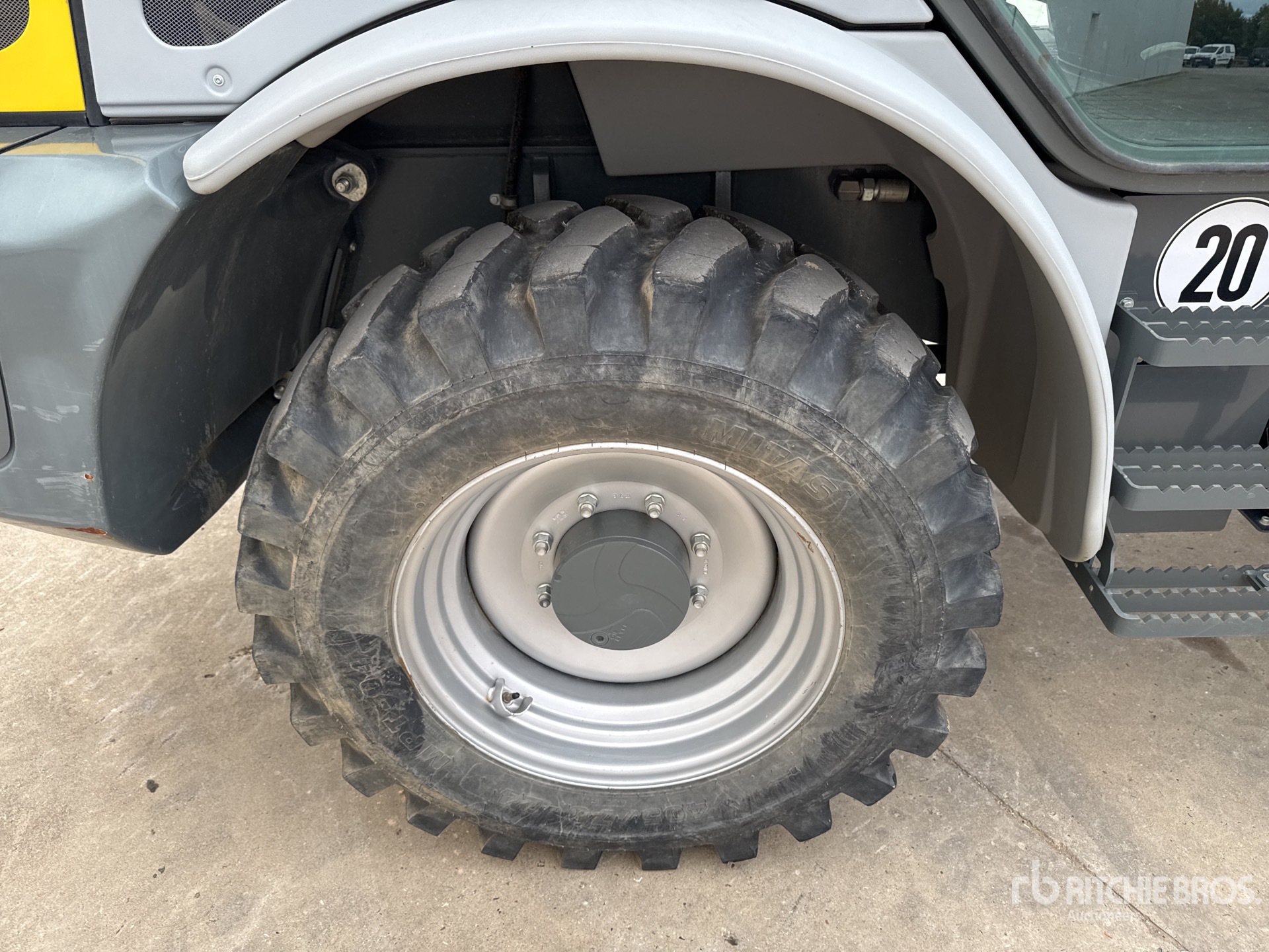2023 Kramer 8115L