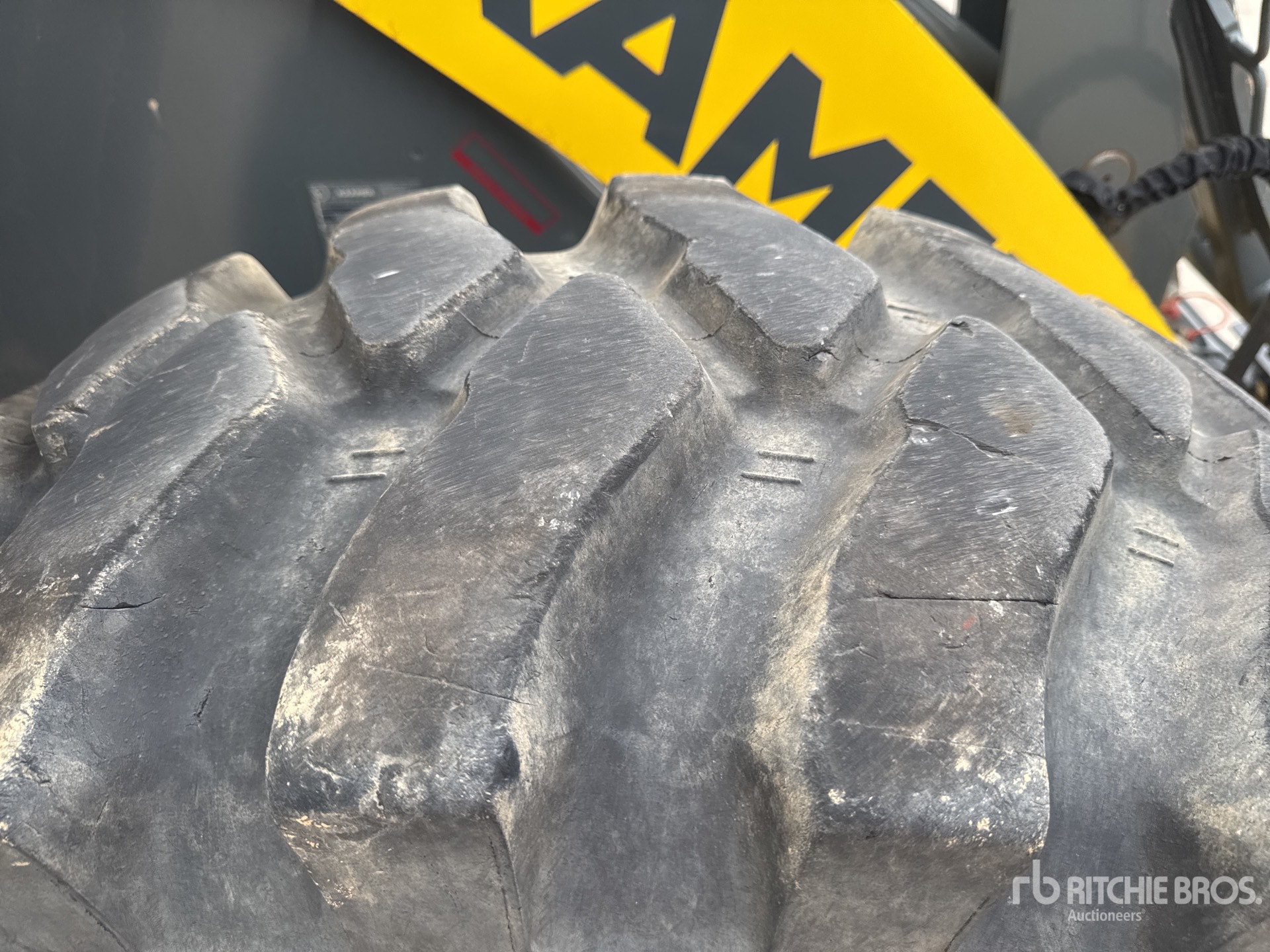 2023 Kramer 8115L