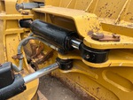 Chassis with Kipp/Schwenk-Gestängebolzen und -lager