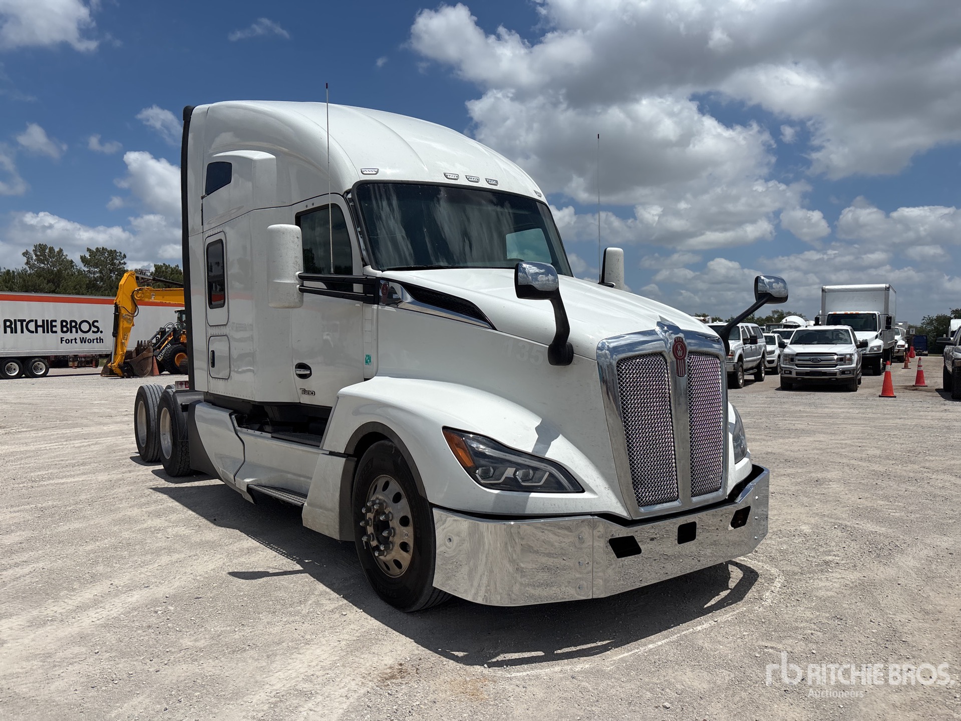 2022 Kenworth T680