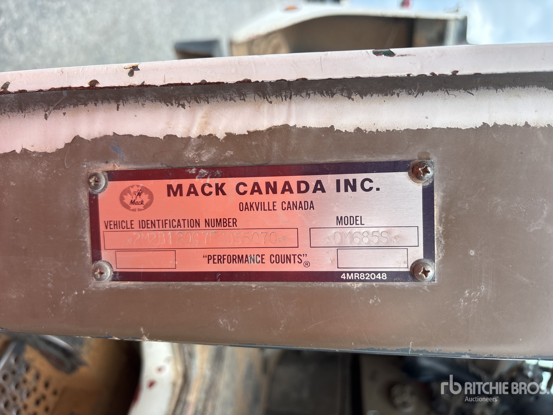 1985 Mack DM600