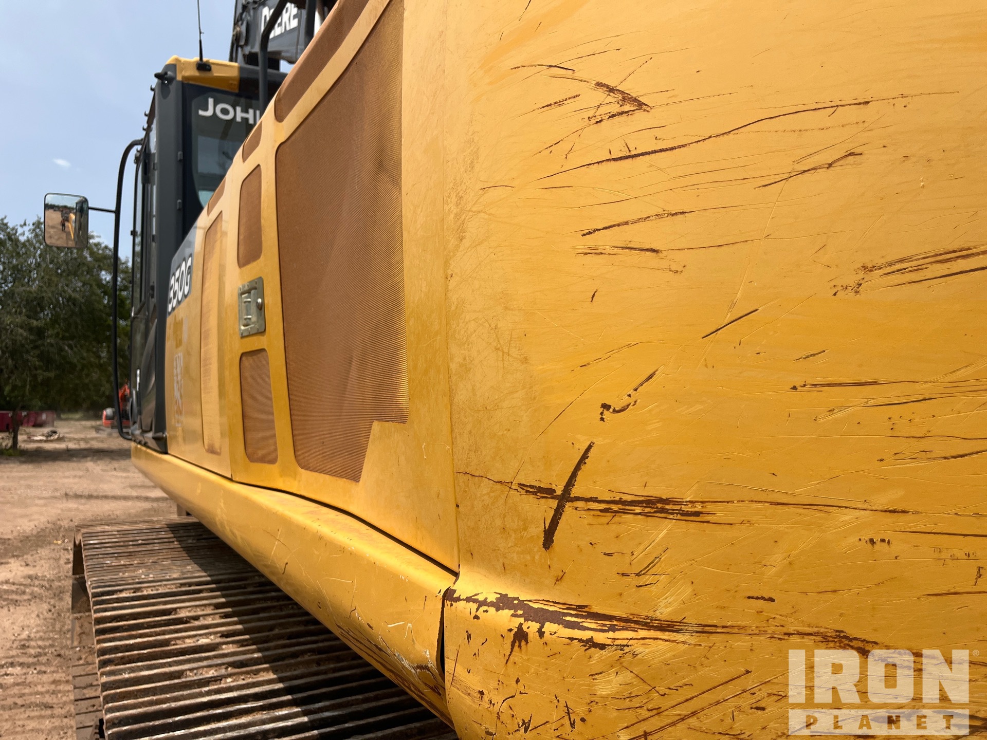 2015 John Deere 350G LC