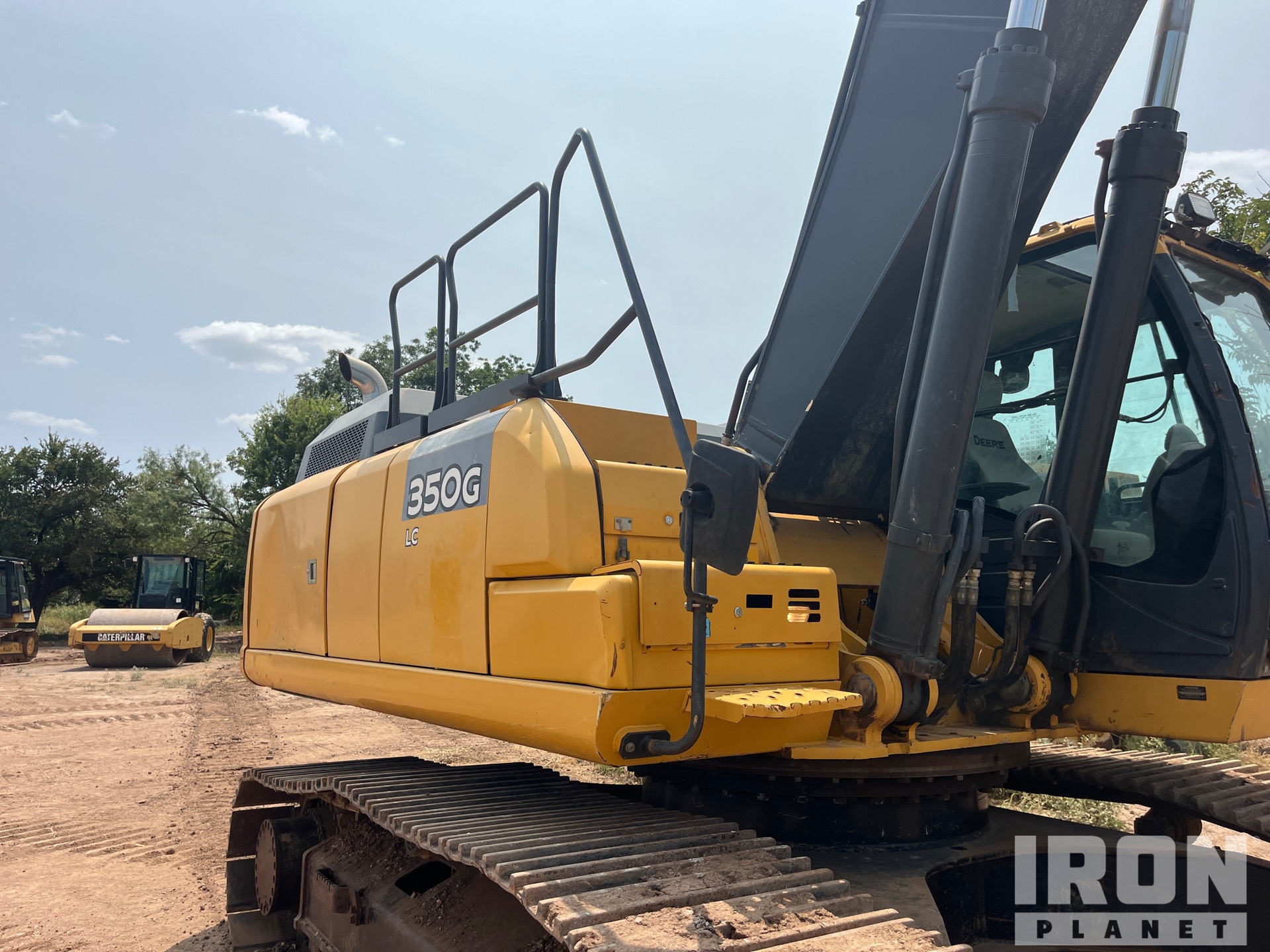 2015 John Deere 350G LC
