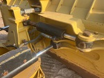 Chassis with Kipp/Schwenk-Gestängebolzen und -lager