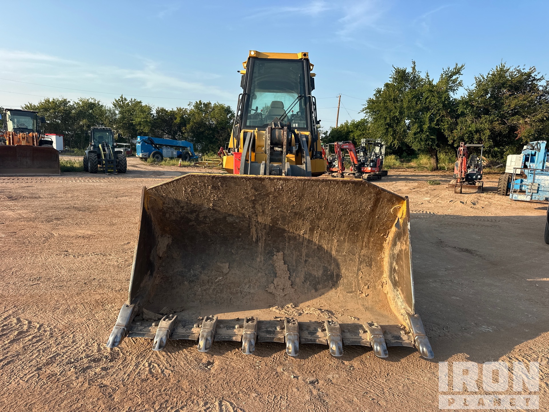 2017 John Deere 755K