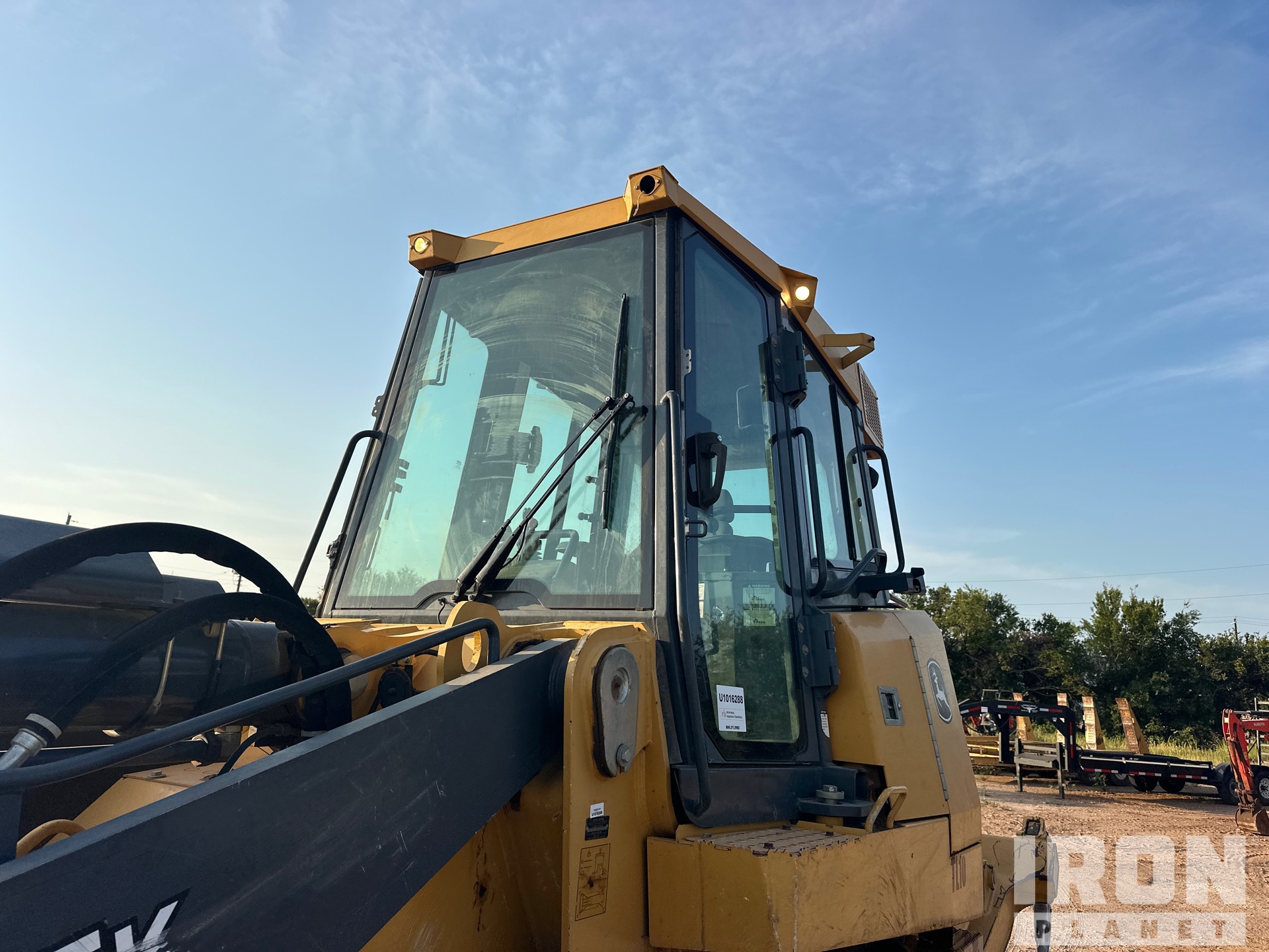 2017 John Deere 755K
