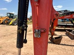 Hydraulics with Auxiliary Hydraulic Plumbing