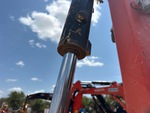 Hydraulics with Bucket Cylinder