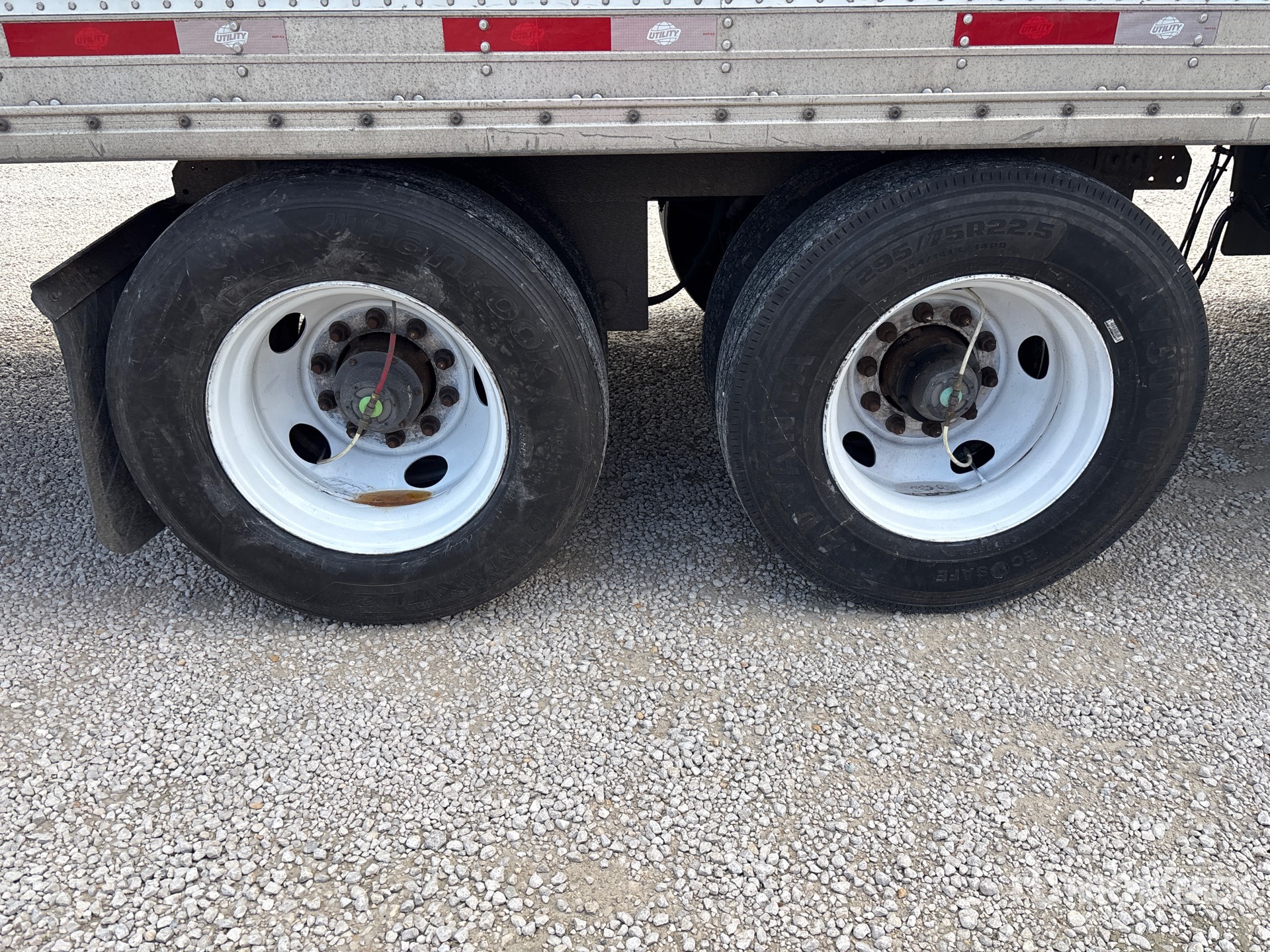 2015 Utility 53 FT T/A