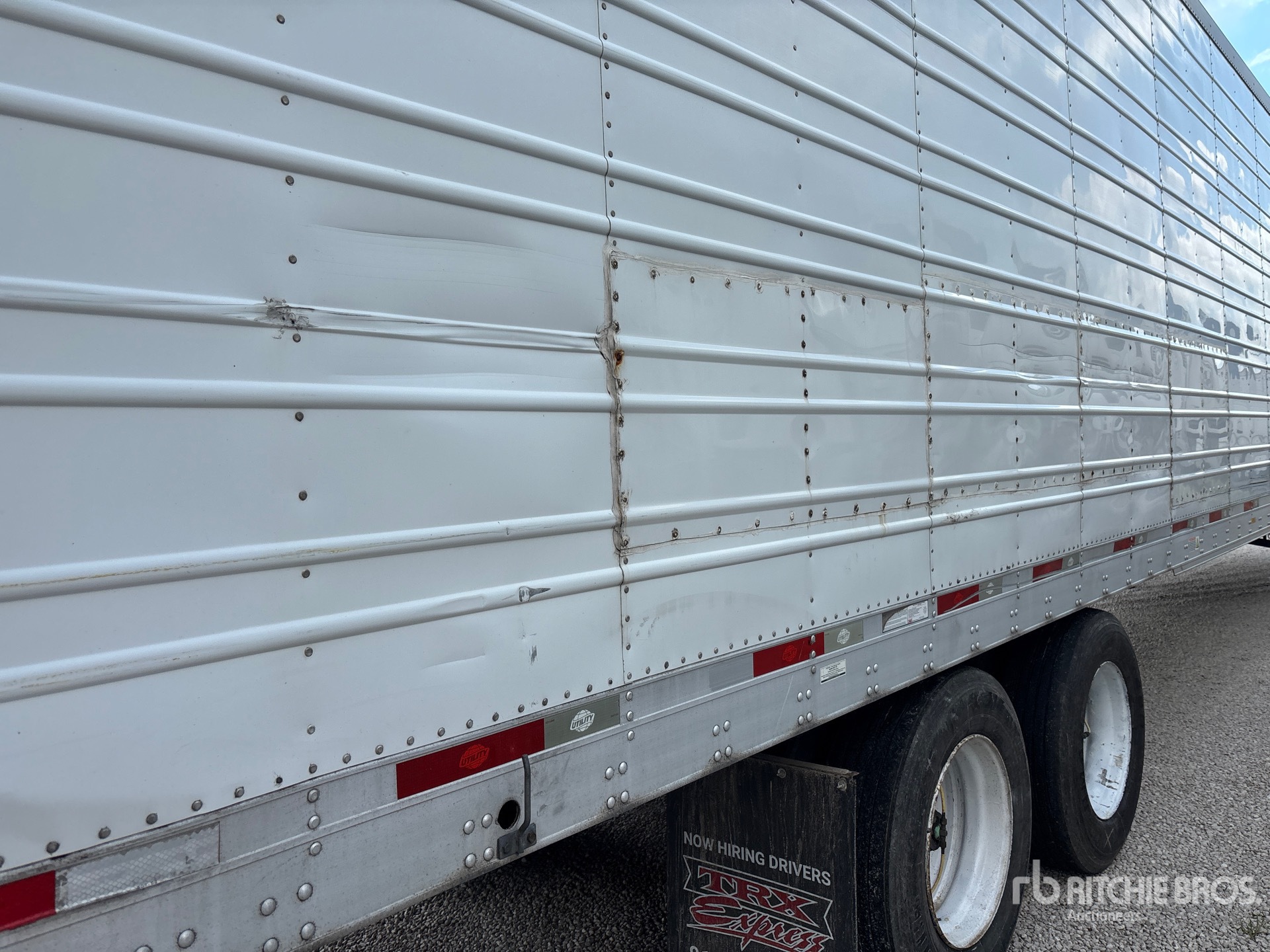 2014 Utility 3000R