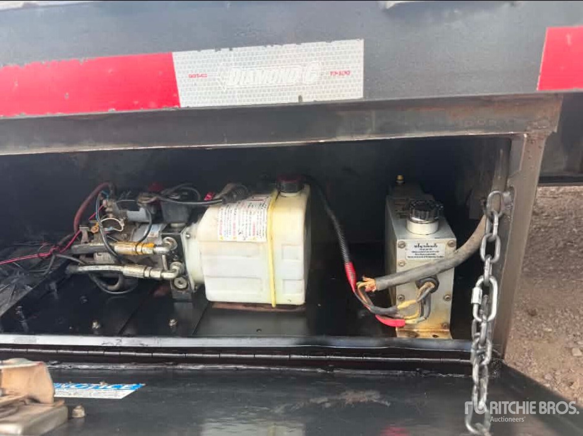 2021 Diamond C FMAX216