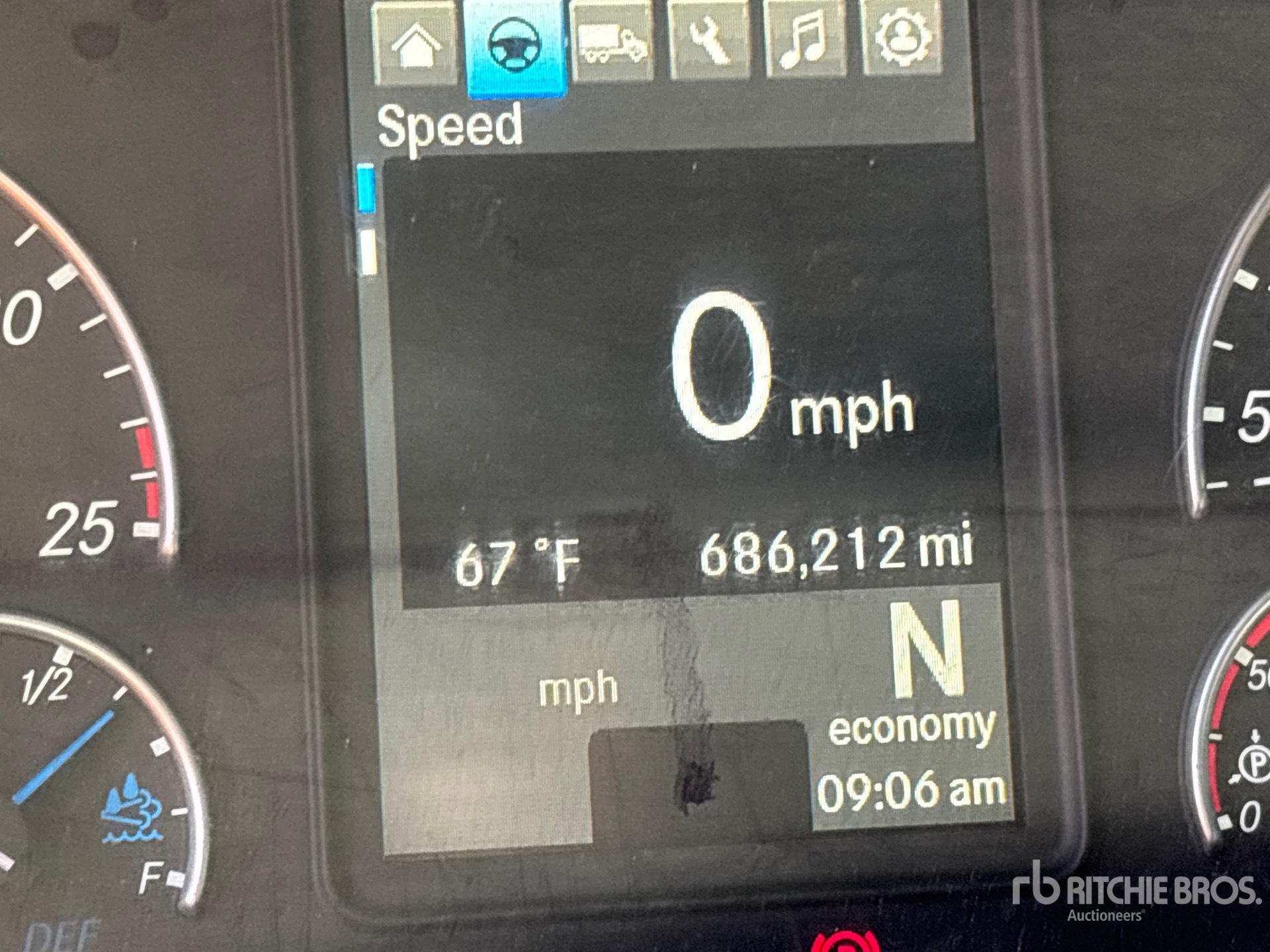 2020 Freightliner CASCADIA 126