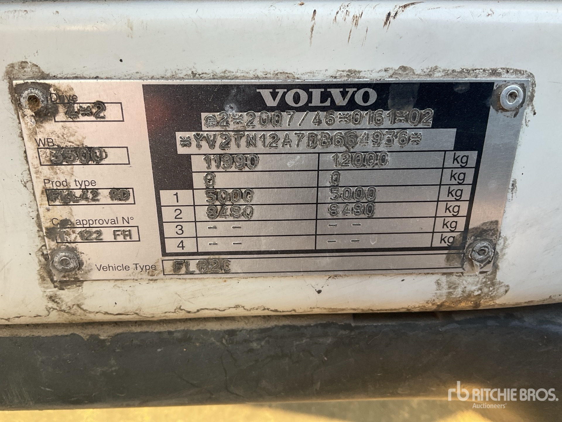 2013 Volvo FL42
