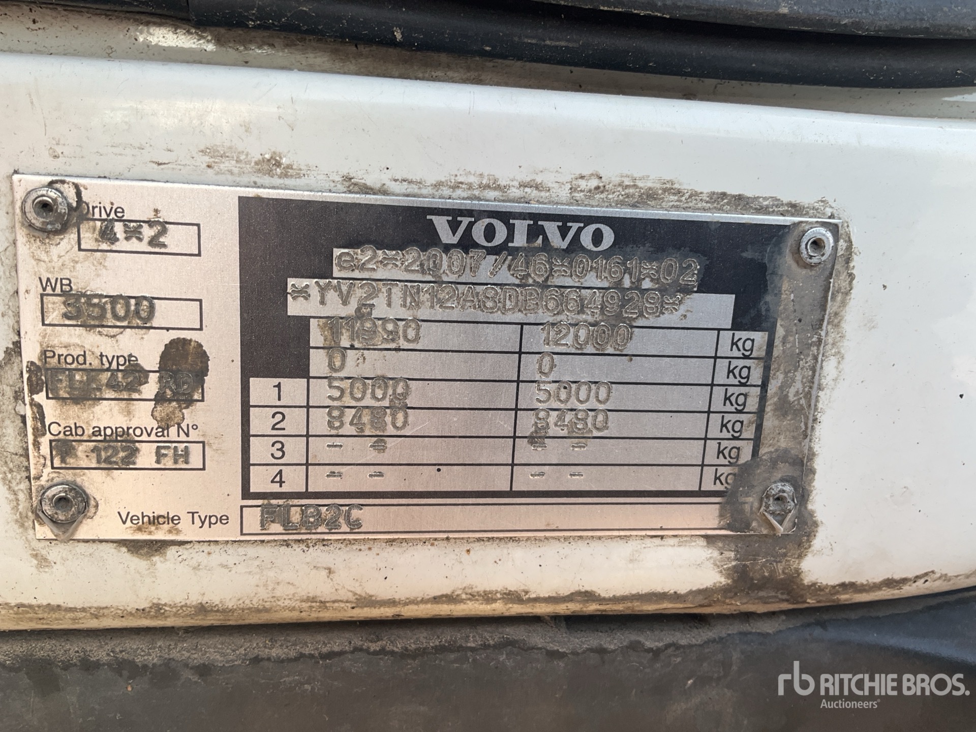 2013 Volvo FL42