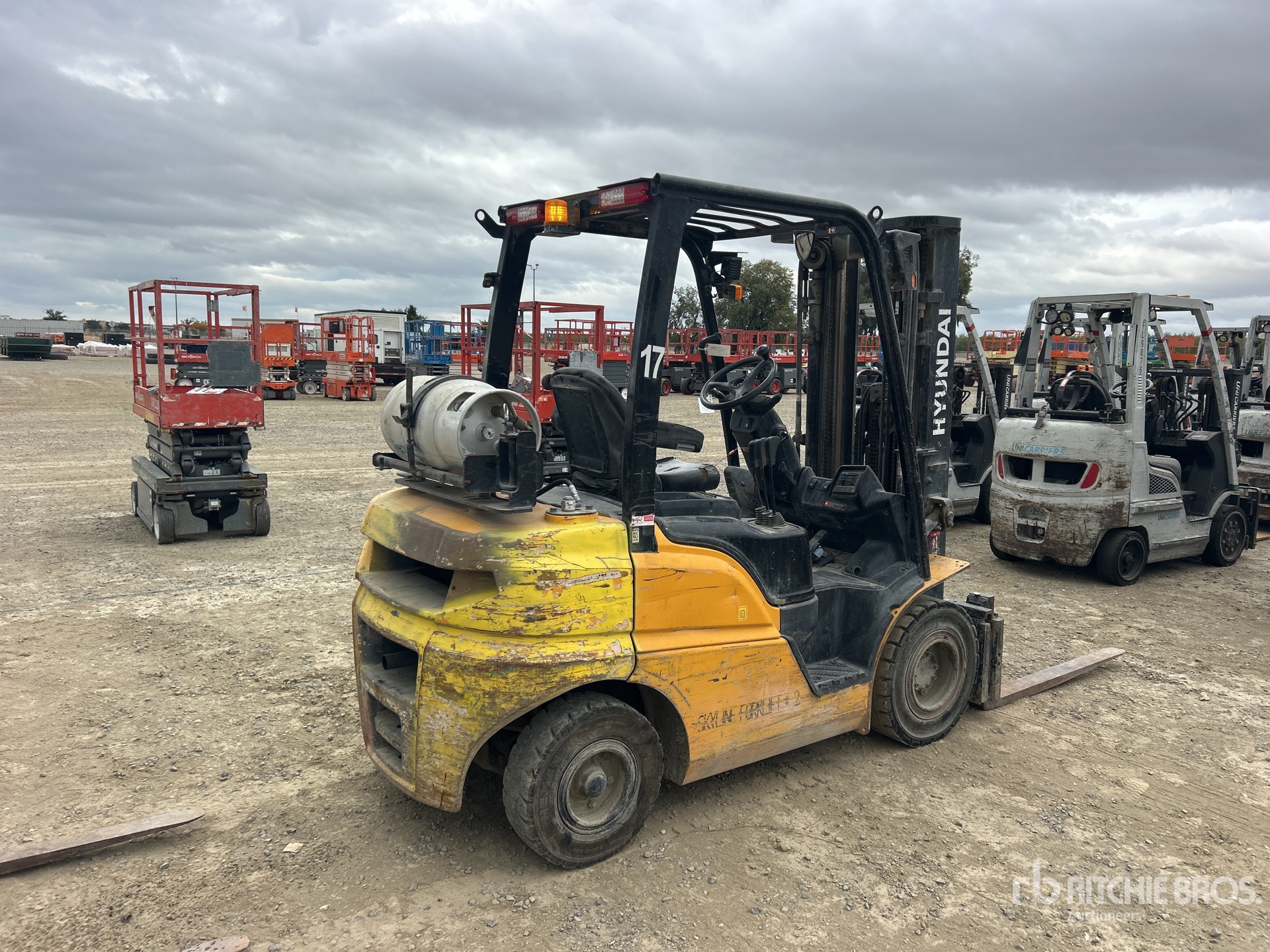 2012 Hyundai 25L-9A