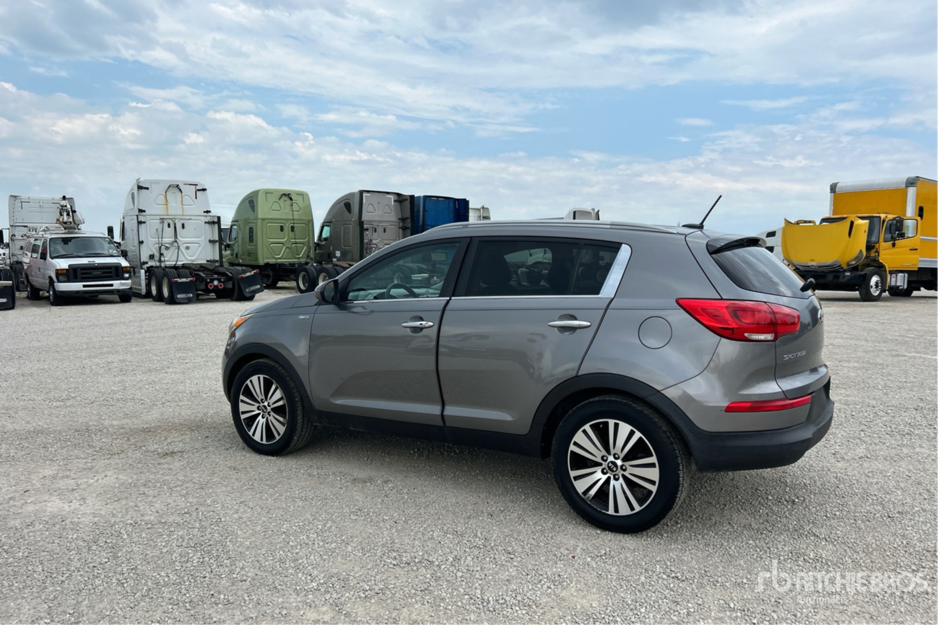 General Appearance with Picture, Left Rear Corner