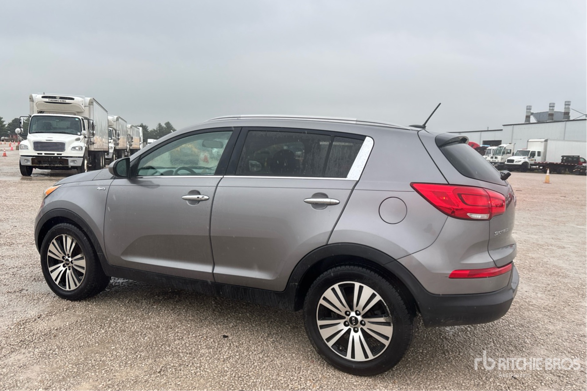 General Appearance with Picture, Left Rear Corner