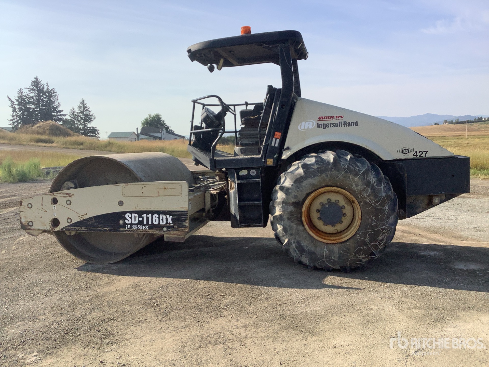 2005 Ingersoll Rand 116DX