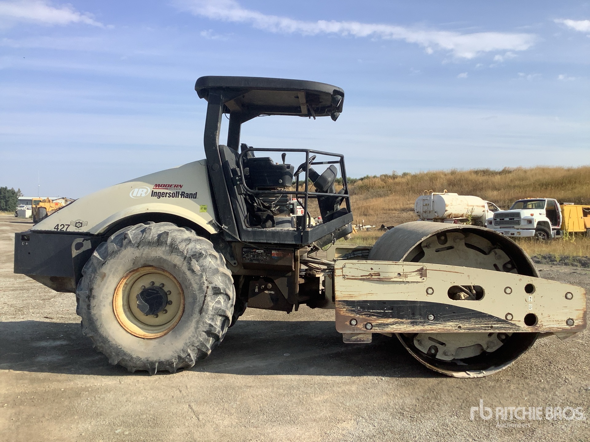 2005 Ingersoll Rand 116DX
