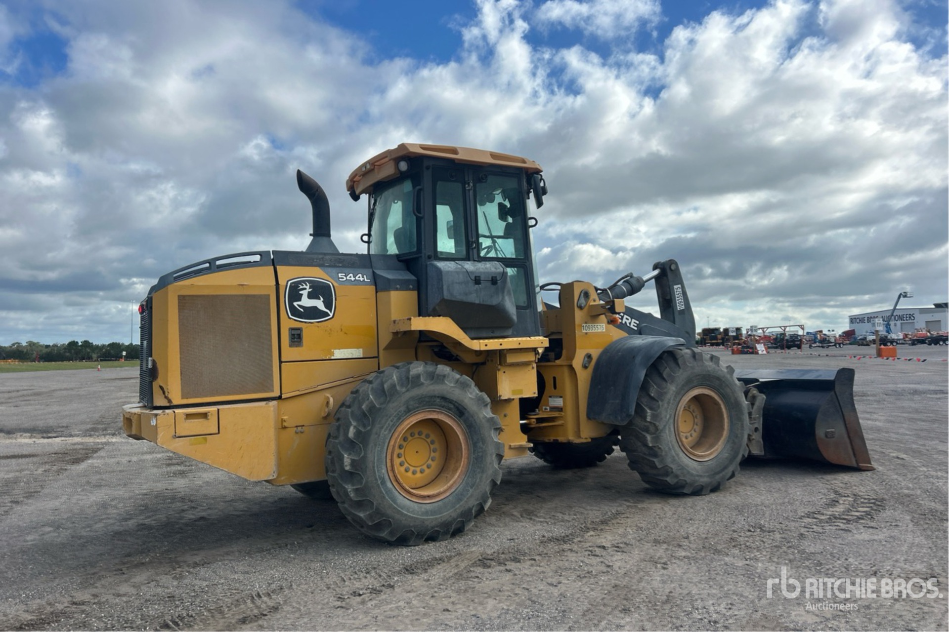 2019 John Deere 544L