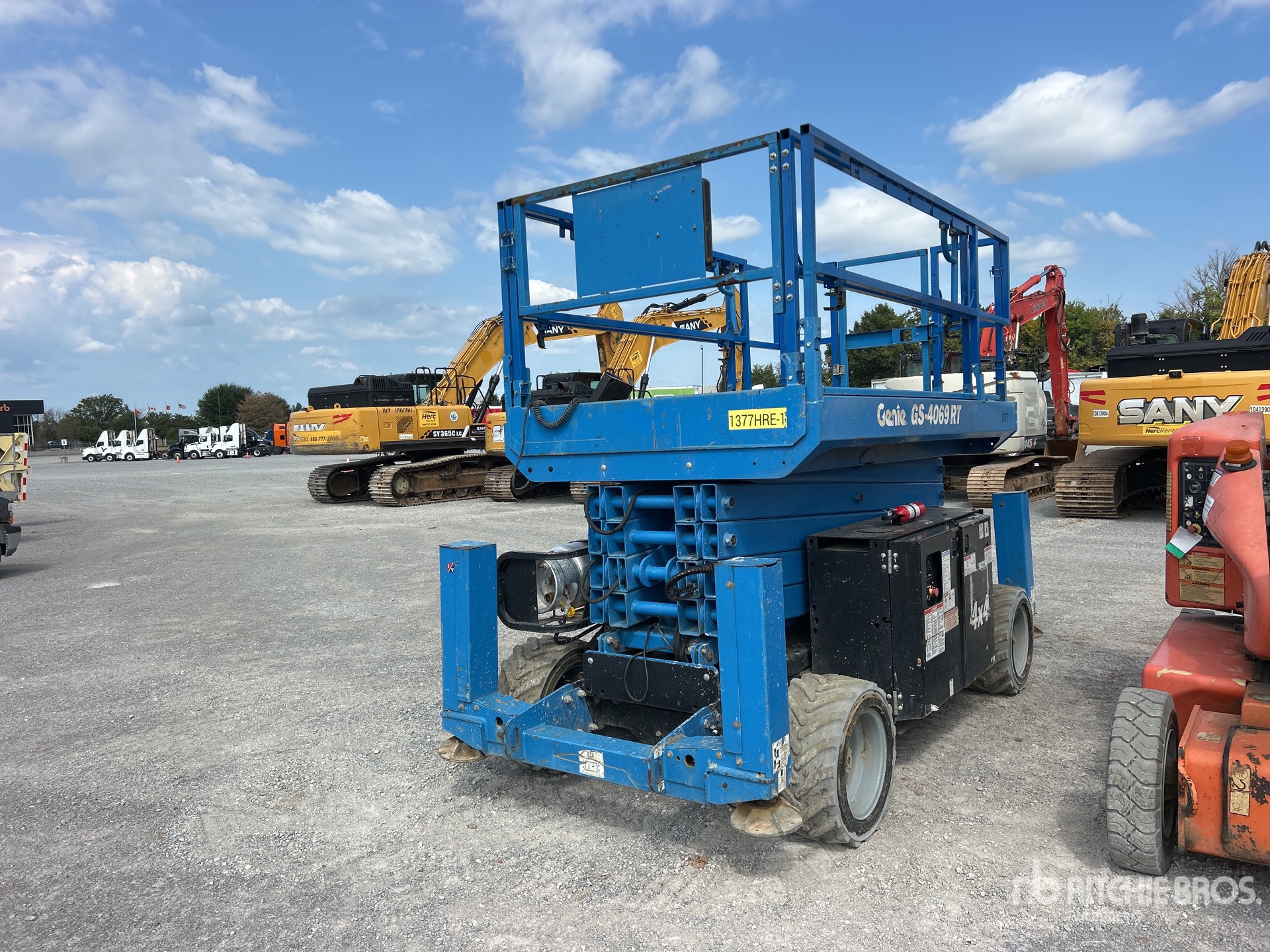 Photo of 2017 Genie GS-4069RT