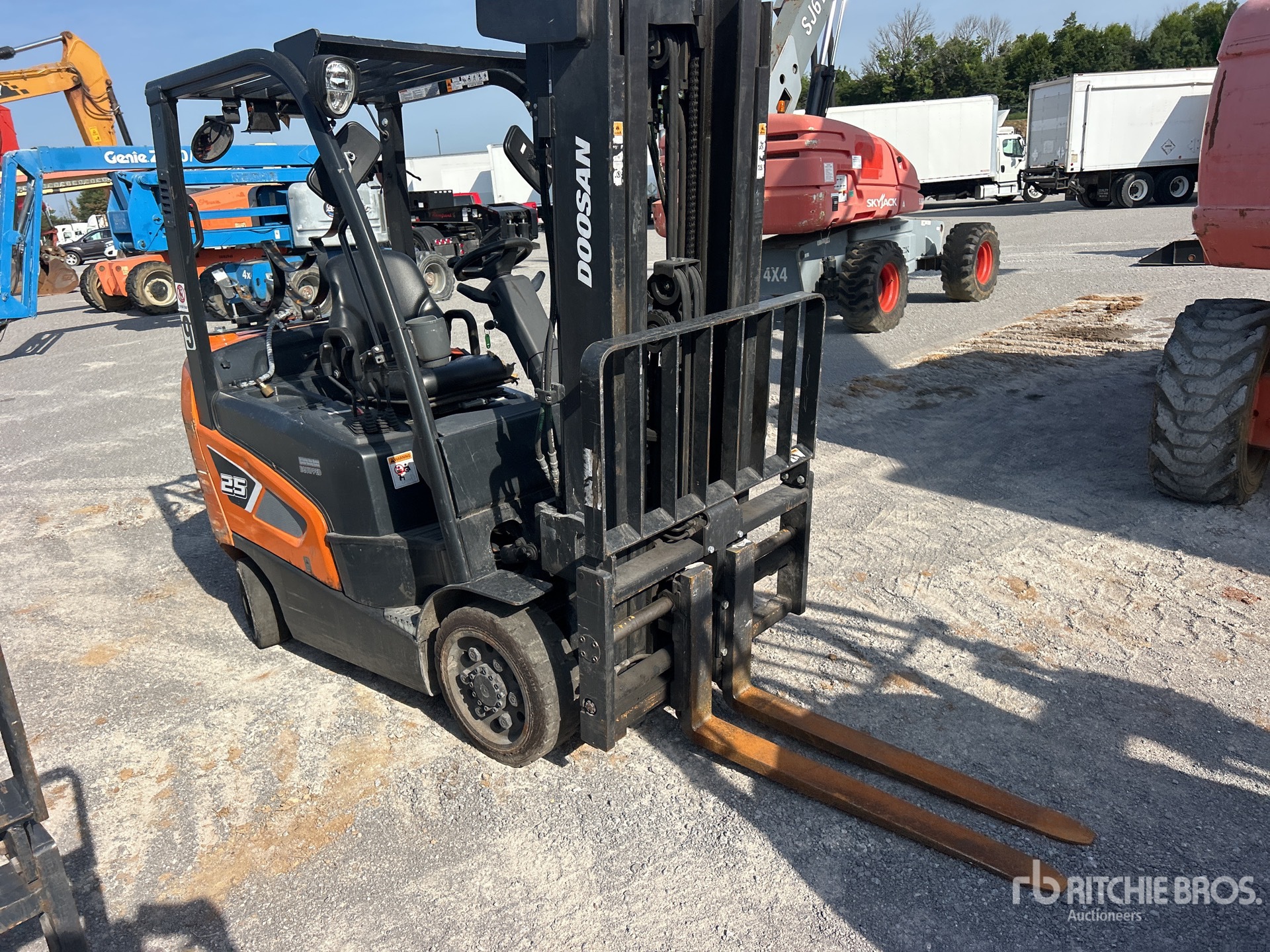 2019 Doosan GC25S-9
