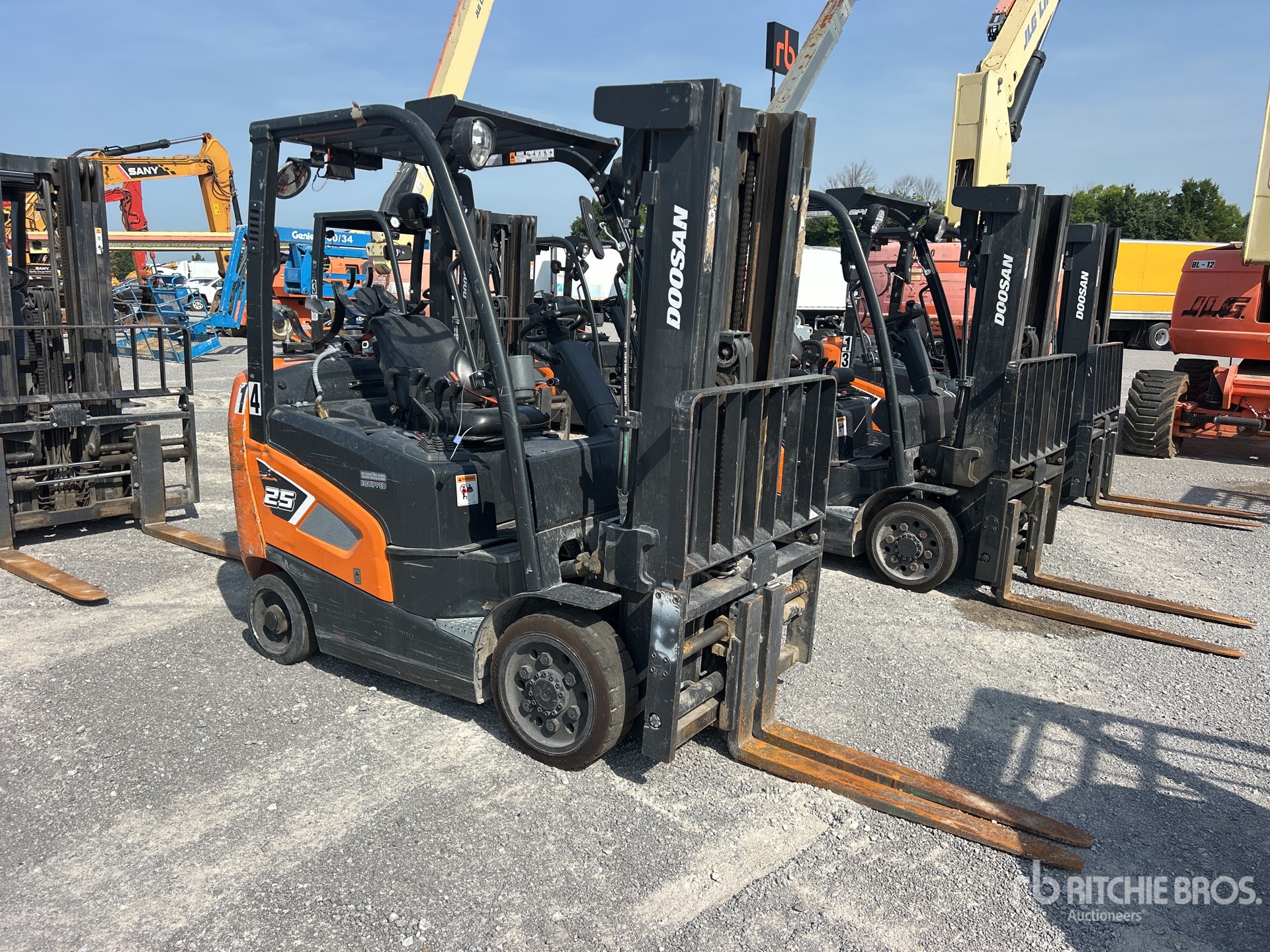 2019 Doosan GC25S-9