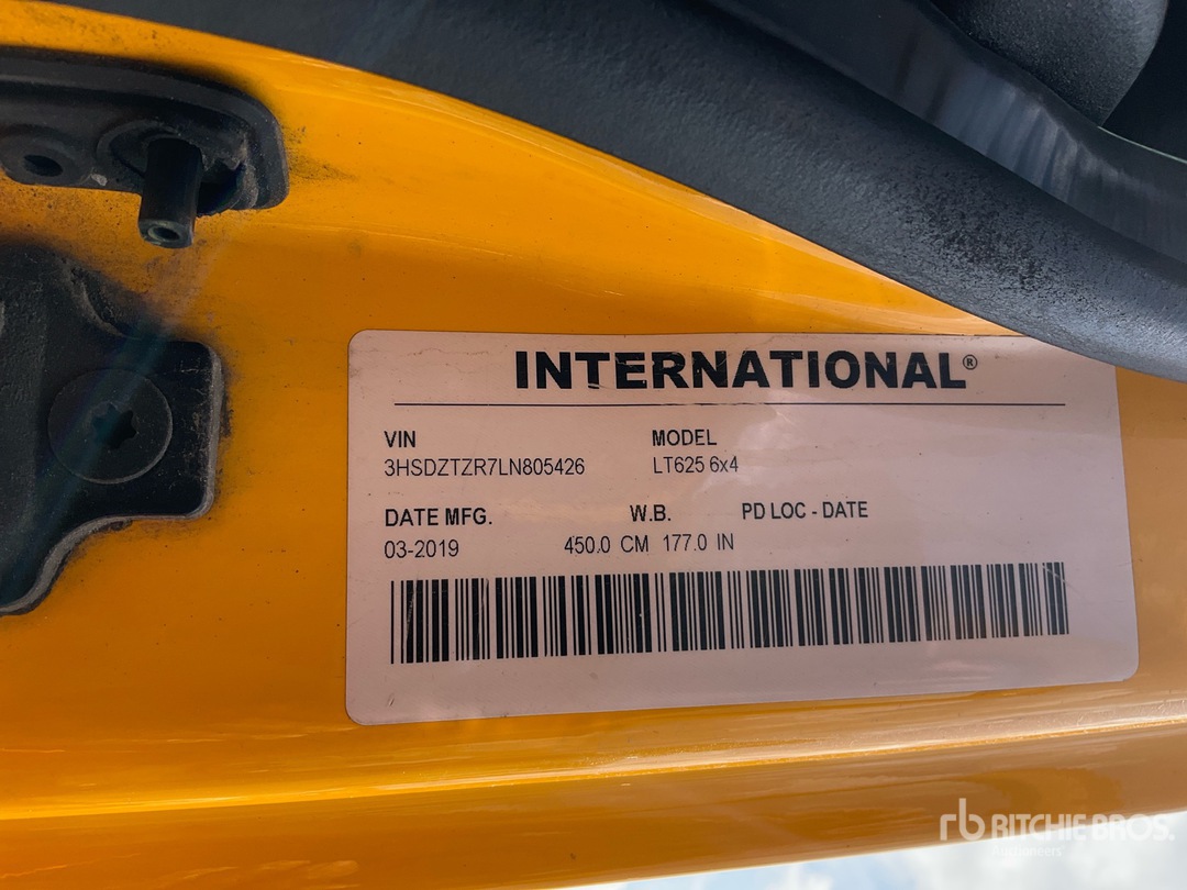 2020 International LT625