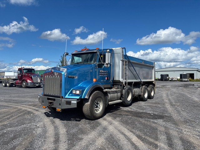 2009 Kenworth T-800 8x4 Tri/A Dump Truck 2009 Kenworth T-800 8x4 Tri/A Dump Truck