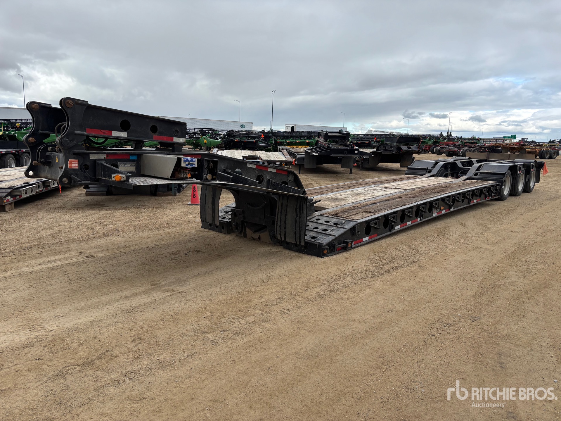 2022 K-Line KLH207