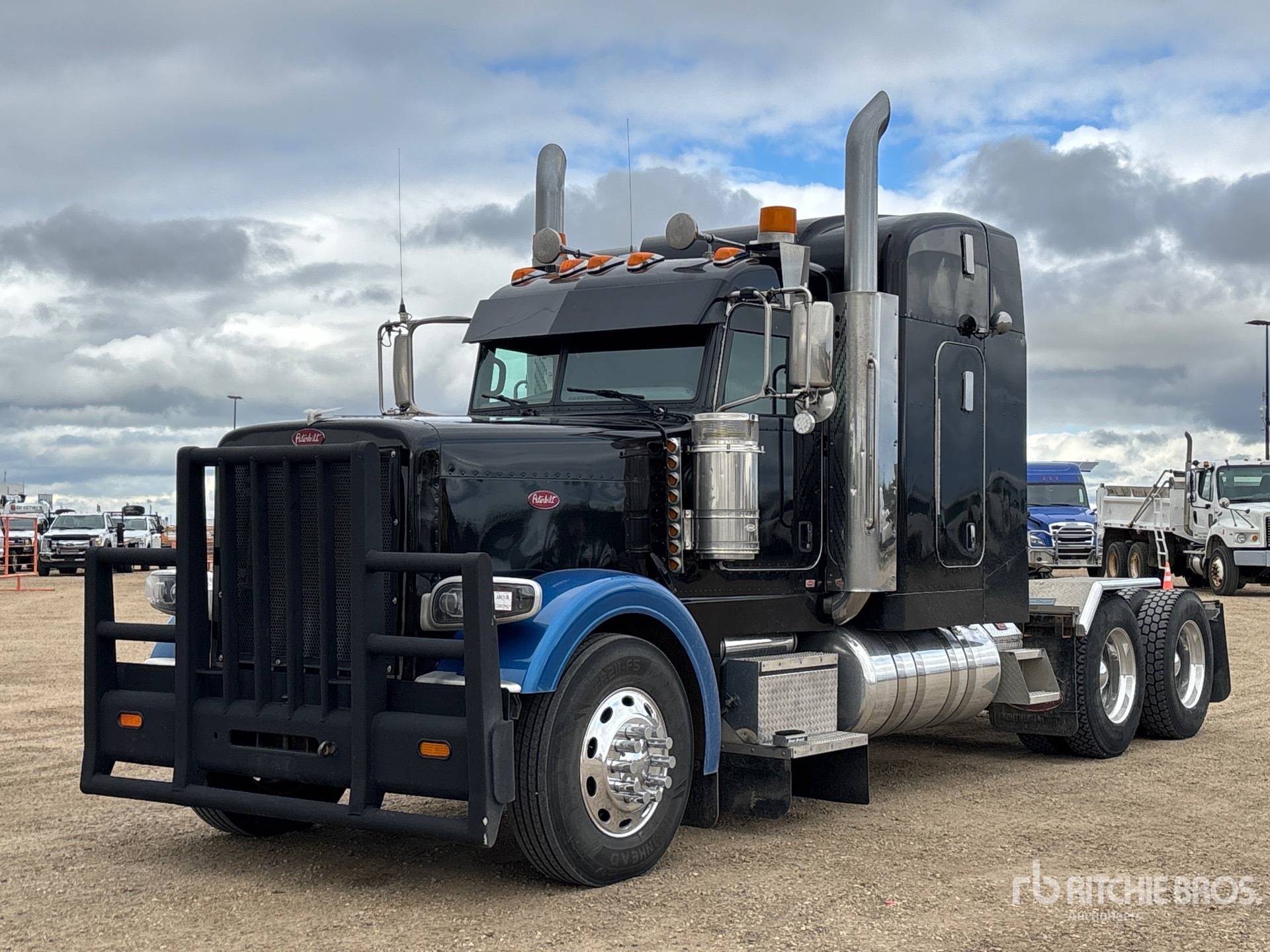 2016 Peterbilt 389